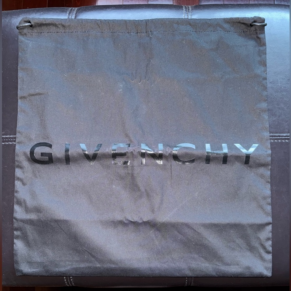 Givenchy Dust Bag | Small to Medium Size | Black | 15” x 14.5”